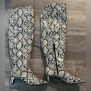 Worthington Womens Palmetto Faux Snake Valto Stacked Heel
